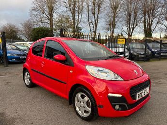 Peugeot 107 1.0 12V Allure Hatchback 5dr Petrol 2 Tronic Euro 5 (68 ps)