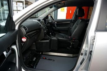 Kia Sorento CRDI KX-2, Automatic, Disabled, Wheelchair Accessible Vehicle, W