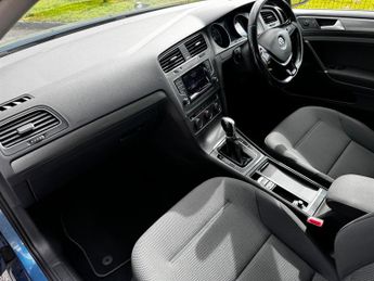 Volkswagen Golf 1.6 TDI BlueMotion Tech SE DSG Euro 5 (s/s) 5dr