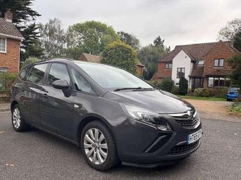 Vauxhall Zafira 1.4i Turbo Design MPV 5dr Petrol Manual Euro 6 (140 ps)