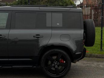 Land Rover Defender 110 2.0 P400e 15.4kWh X Auto 4WD Euro 6 (s/s) 5dr