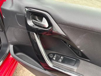 Peugeot 208 1.2 PureTech Active Hatchback 5dr Petrol ETG Euro 6 (s/s) (82 ps