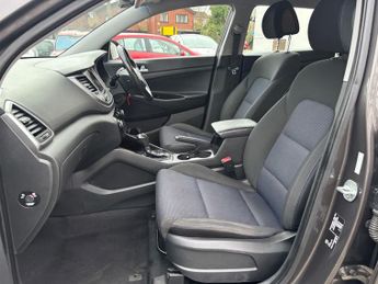 Hyundai Tucson 1.7 CRDi Blue Drive SE Nav SUV 5dr Diesel DCT Euro 6 (s/s) (141 