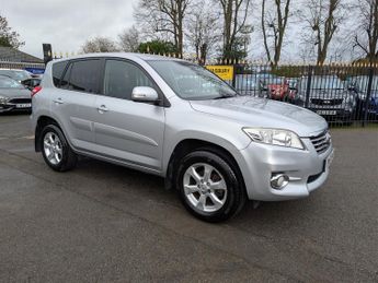 Toyota RAV4 2.2 D-4D XT-R SUV 5dr Diesel Manual 4WD Euro 5 (150 ps)