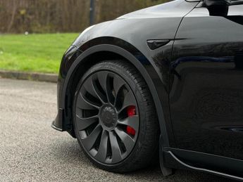 Tesla Model Y (Dual Motor) Performance Auto 4WDE 5dr