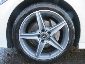 Mercedes C220d C220 D AMG LINE AUTO