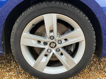 SEAT Leon 2.0 TSI FR Sport ST 5dr Petrol DSG Euro 6 (s/s) (190 ps)