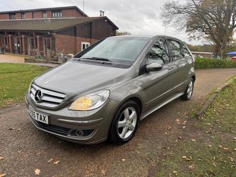 Mercedes B170 1.7 SE MPV 5dr Petrol CVT (171 g/km, 116 bhp)