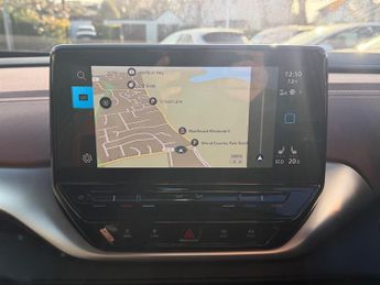 Volkswagen ID.4 Pro Performance 77kWh Life SUV 5dr Electric Auto (204 ps)