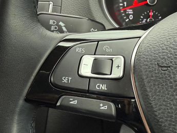 Volkswagen Polo 1.2 TSI BlueMotion Tech SEL Hatchback 3dr Petrol Manual Euro 6 (