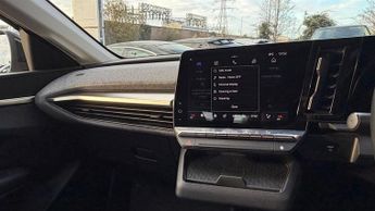 Renault Megane E-Tech 60kWh equilibre Auto 5dr (optimum charge)