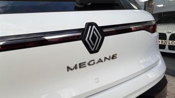 Renault Megane E-Tech 60kWh equilibre Auto 5dr (optimum charge)