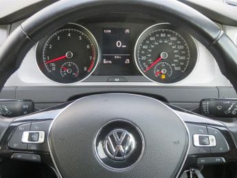 Volkswagen Golf MATCH TSI BLUEMOTION TECH DSG