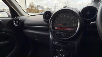 MINI Countryman 2.0 Cooper SD SUV 5dr Diesel Auto Euro 6 (143 ps)