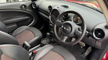 MINI Countryman 2.0 Cooper SD SUV 5dr Diesel Auto Euro 6 (143 ps)