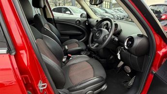 MINI Countryman 2.0 Cooper SD SUV 5dr Diesel Auto Euro 6 (143 ps)