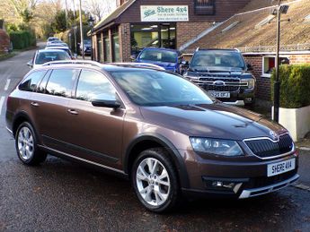 Skoda Octavia 2.0 TDI Scout Estate 5dr Diesel DSG 4X4-FSSH