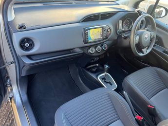 Toyota Yaris VVT-I ICON TECH