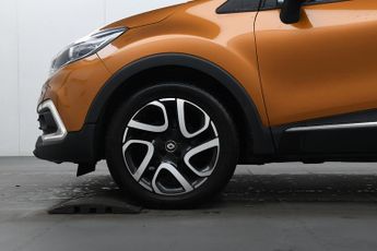 Renault Captur 1.5 dCi ENERGY Iconic SUV 5dr Diesel EDC Euro 6 (s/s) (90 ps)