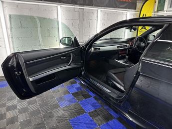 BMW 325i 3.0 M Sport Coupe 2dr Petrol Steptronic Euro 5 (218 ps)