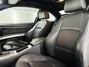 BMW 325i 3.0 M Sport Coupe 2dr Petrol Steptronic Euro 5 (218 ps)