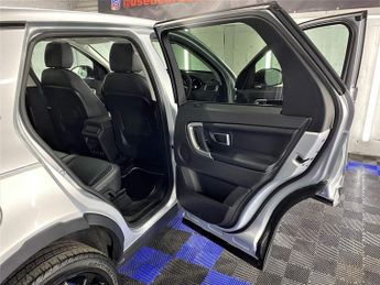 Land Rover Discovery Sport 2.0 Si4 HSE Dynamic Lux SUV 5dr Petrol Auto 4WD Euro 6 (s/s) (29