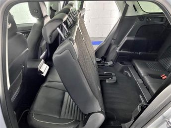 Land Rover Discovery Sport 2.0 Si4 HSE Dynamic Lux SUV 5dr Petrol Auto 4WD Euro 6 (s/s) (29