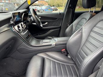 Mercedes GLC300 2.0 GLC300d AMG Line (Premium) Coupe 5dr Diesel G-Tronic+ 4MATIC