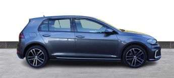 Volkswagen Golf 1.4 TSI 8.7kWh GTE Advance Hatchback 5dr Petrol Plug-in Hybrid D