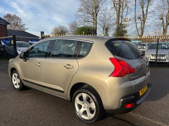 Peugeot 3008 1.6 e-HDi Active SUV 5dr Diesel EGC Euro 5 (s/s) (112 ps)