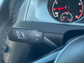 Volkswagen Golf 1.2 TSI BlueMotion Tech S Estate DSG Euro 5 (s/s) (105 ps)