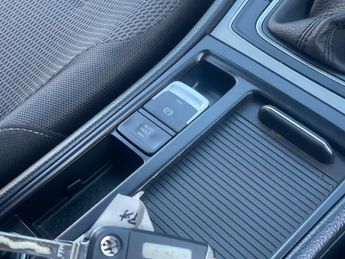 Volkswagen Golf 1.2 TSI BlueMotion Tech S Estate DSG Euro 5 (s/s) (105 ps)