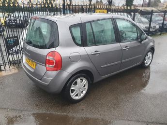 Renault Grand Modus 1.6 VVT Dynamique MPV 5dr Petrol Auto Euro 4 (111 ps)