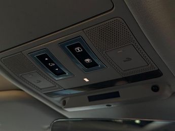 Land Rover Defender 110 2.0 SD4 S Auto 4WD Euro 6 (s/s) 5dr