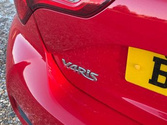 Toyota Yaris 1.5 VVT-h Icon Hatchback 5dr Petrol Hybrid E-CVT Euro 6 (s/s) (1