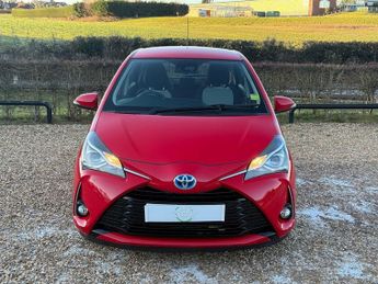 Toyota Yaris 1.5 VVT-h Icon Hatchback 5dr Petrol Hybrid E-CVT Euro 6 (s/s) (1