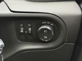 Vauxhall Grandland X 1.2 Turbo Elite Nav SUV 5dr Petrol Auto 8Spd Euro 6 (s/s) (130 p