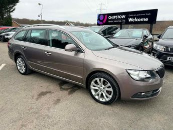 Skoda Superb 2.0 TDI SE Estate 5dr Diesel DSG Euro 5 (s/s) (140 ps)