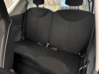 Peugeot 107 1.0 12V Urban Hatchback 3dr Petrol 2 Tronic Euro 4 (68 ps)