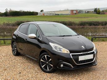 Peugeot 208 1.2 PureTech Allure Premium Hatchback 5dr Petrol Manual Euro 6 (