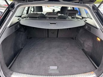SEAT Leon 1.6 TDI SE Sport Tourer 5dr Diesel Manual Euro 6 (s/s) (110 ps)