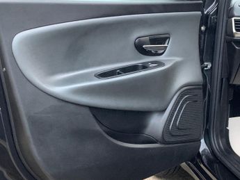 Chrysler Ypsilon SE | 12 MONTH MOT | SERVICED | CAMBELT |