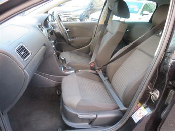 Volkswagen Polo MATCH DSG AUTOMATIC