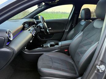 Mercedes A250 e AMG LINE PREMIUM PLUS NIGHT EDITION