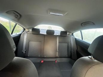 Vauxhall Insignia 1.8 16V S Euro 5 5dr