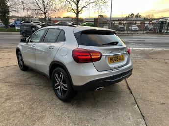 Mercedes GLA180 1.6 Urban Edition 7G-DCT Euro 6 (s/s) 5dr