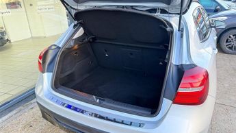 Mercedes GLA180 1.6 Urban Edition 7G-DCT Euro 6 (s/s) 5dr