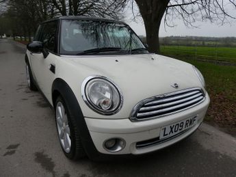 MINI Hatch 1.6 Cooper Hatchback 3dr Petrol Manual Euro 4 (120 ps)