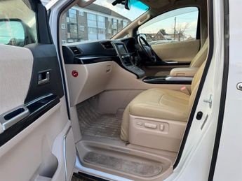 Toyota Alphard TOYOTA ALPHARD 2.4 PETROL HYBRID 12-12 ULEZ AUTO 7 SEATER FRESH 