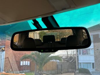 Toyota Alphard TOYOTA ALPHARD 2.4 PETROL HYBRID 12-12 ULEZ AUTO 7 SEATER FRESH 